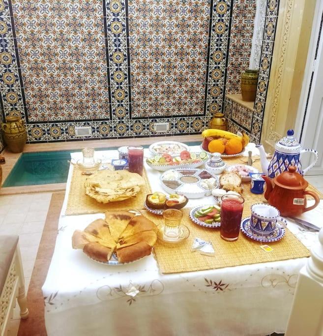 Dar Tata Villa Nabeul Bagian luar foto